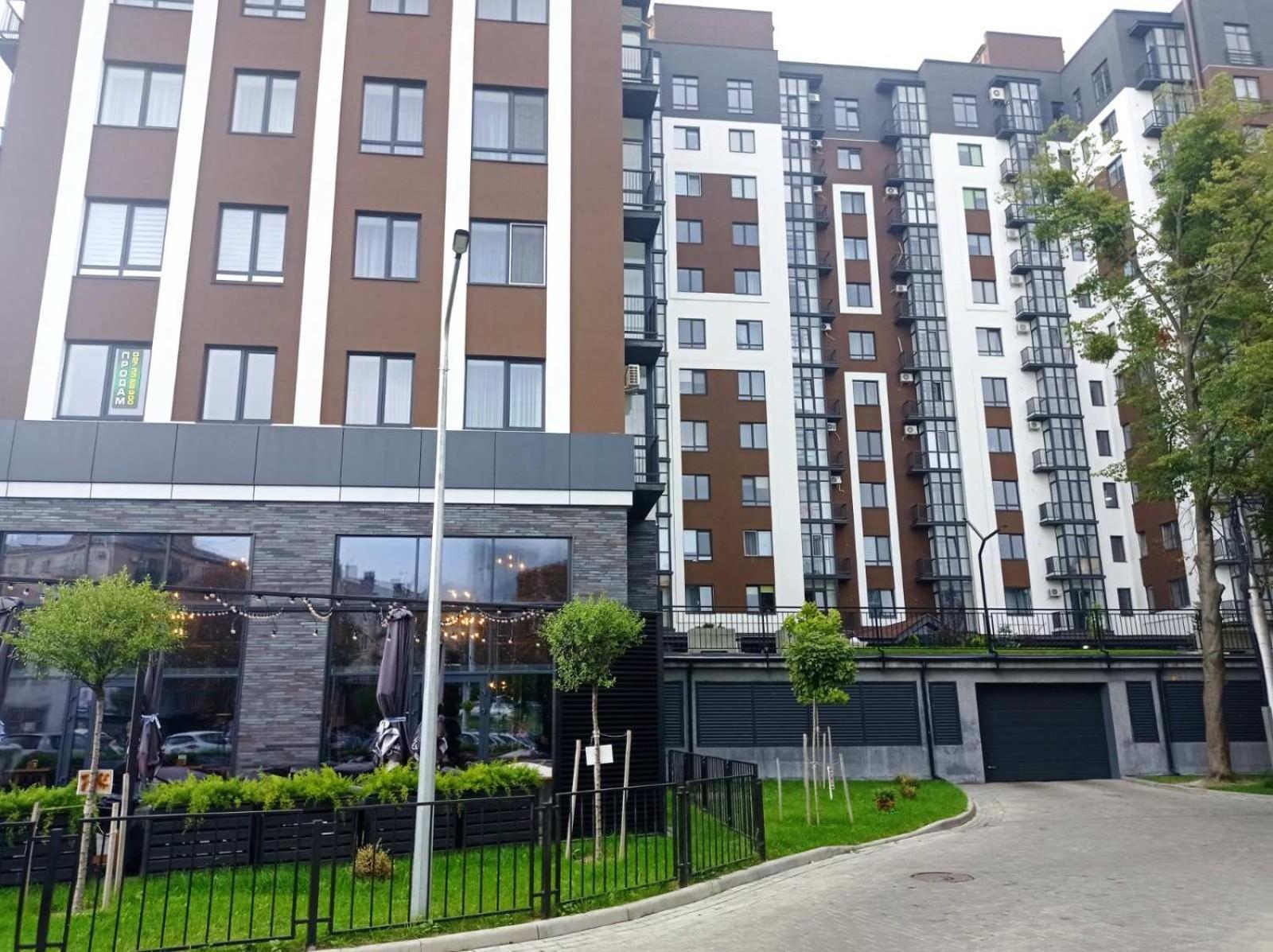 Vip Apartment У Центрі Міста, Новобуджк Театральний,Дуже Простора リウネ エクステリア 写真